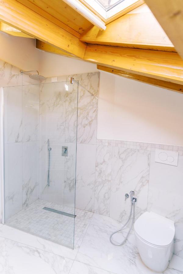 Apartmán Casa King Como Exteriér fotografie